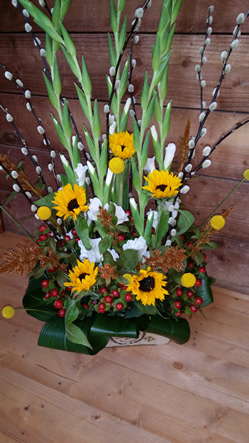Making lovely arrangements to donate to Oakhaven Hospice for the opening of the new Coates centre